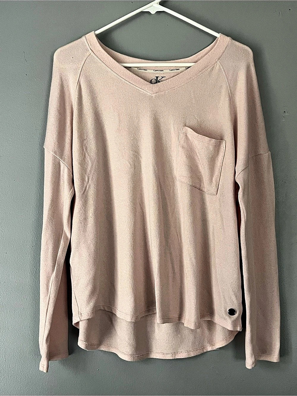 Calvin Klein Long Sleeve Pocket Top in Pink Size Large